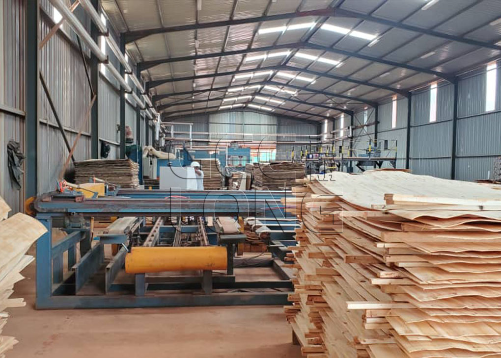 Mesin kayu lapis GEELONG Cina di Afrika