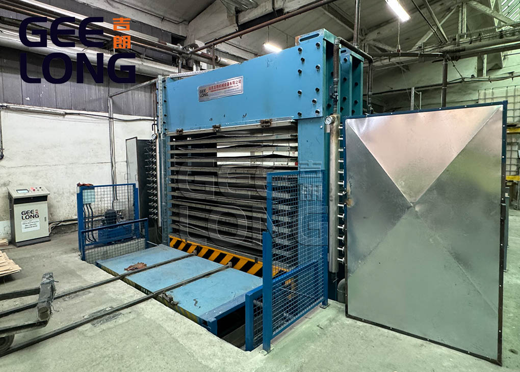 China Plywood Hot Press Machine HIGH QUALITY GEELONG