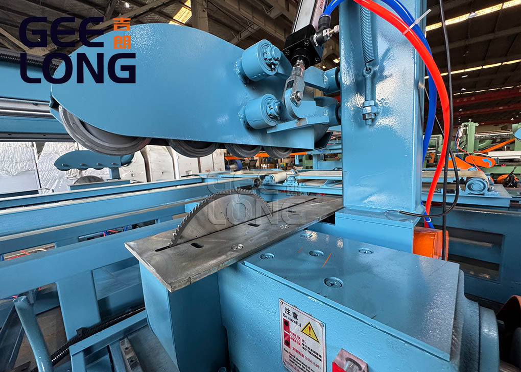 Mesin Pemotong Kayu Lapis Otomatis Canggih Ukuran Khusus Mesin Pemangkas Geelong