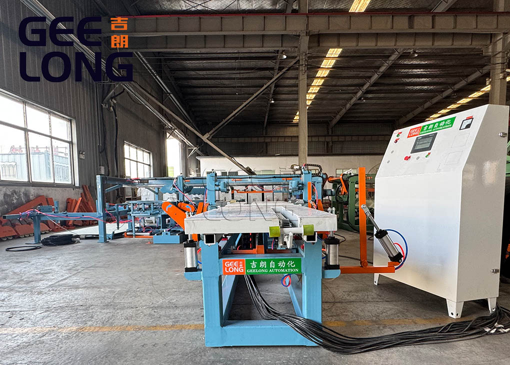 Mesin Pemotong Kayu Lapis Otomatis Canggih Ukuran Khusus Mesin Pemangkas Geelong